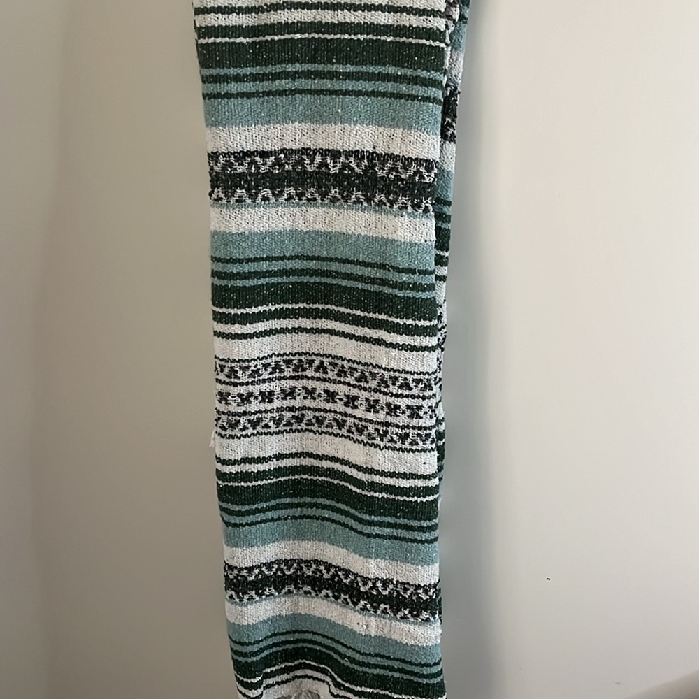 Earth Ragz Striped Blanket Falsa Mexico - Picture 5 of 6